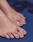 Breezy Charm Silver Toe Ring